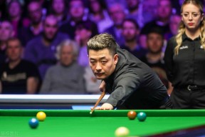 开云体育app-瑞士军团德比之战，陆军总司令酣战进球()